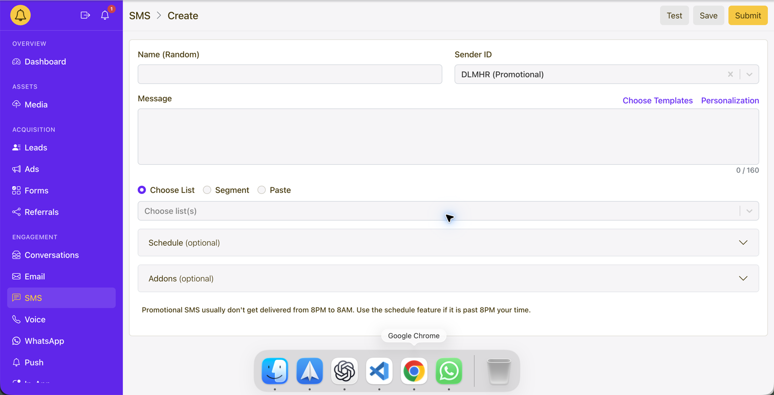 Yournotify SMS campaign builder showing Sender ID, message, audience, schedule and tracking controls